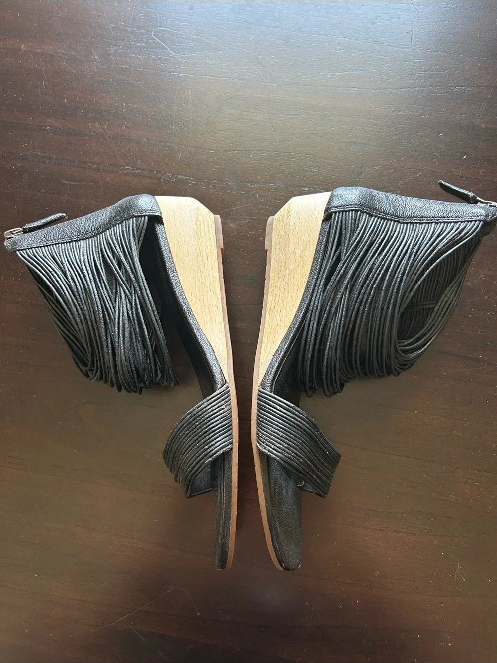 Eileen Fisher Low Wedge 🖤